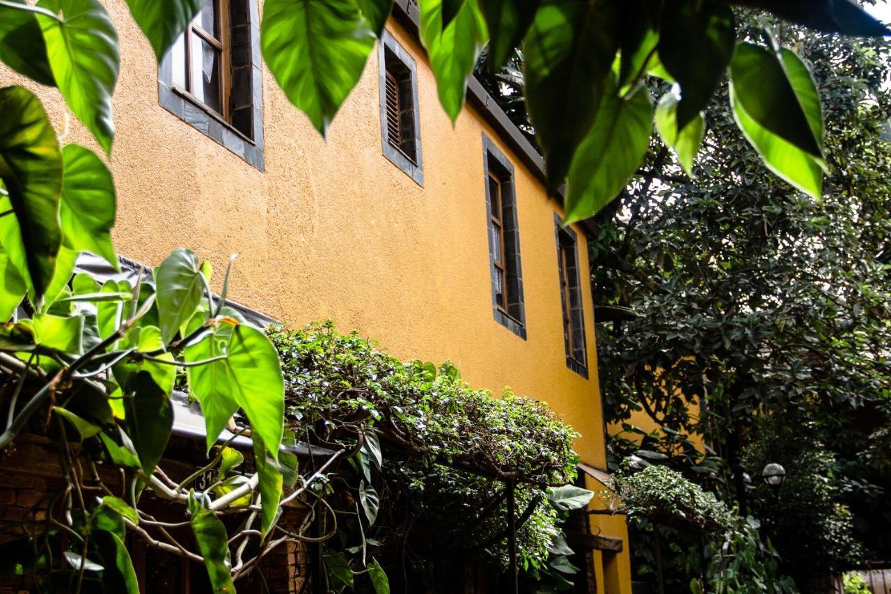 Hotel Bougainviller Kampala Luaran gambar