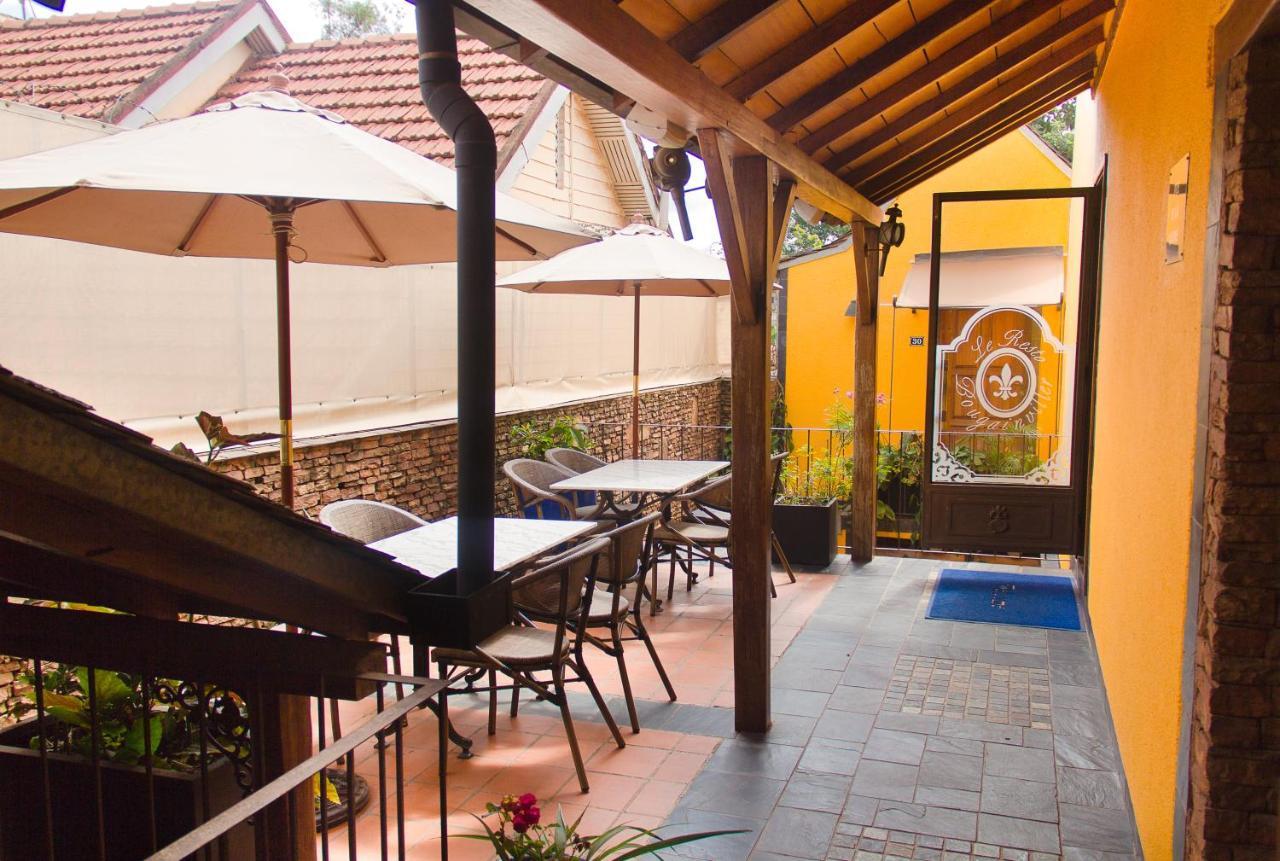 Hotel Bougainviller Kampala Luaran gambar